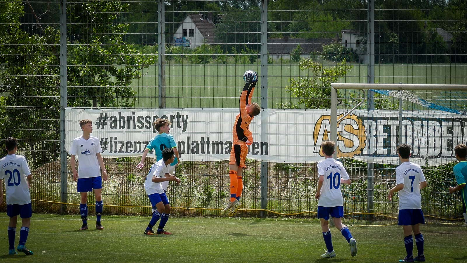 Heimsieg gegen Nenndorf